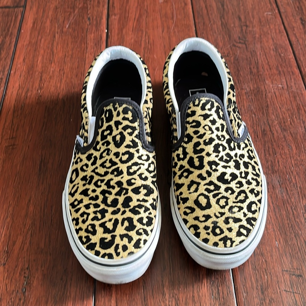 Leopard print Vans slip ons